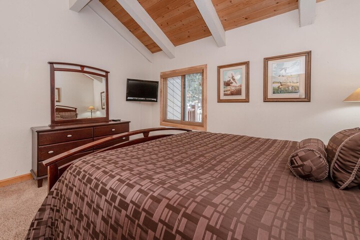 Room 4 of 29