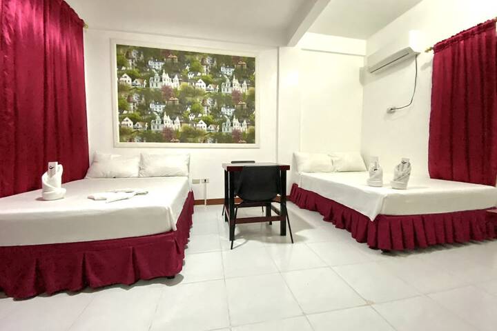 Room 11 of 21