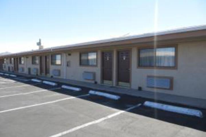 Hotel 4 of 65