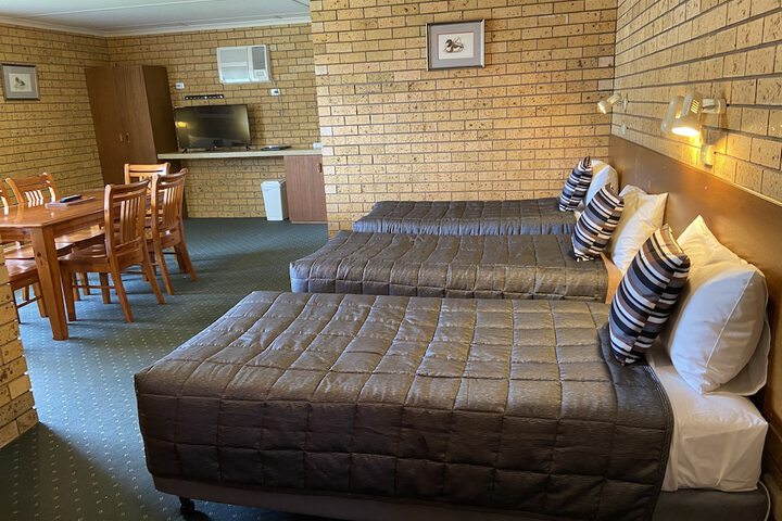 Room 9 of 60