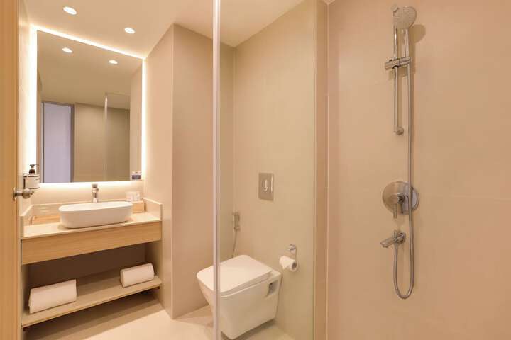 Clean Restrooms