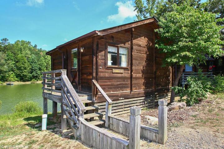 Exterior of Forest Lake Camping Resort Lakefront Cabin 2