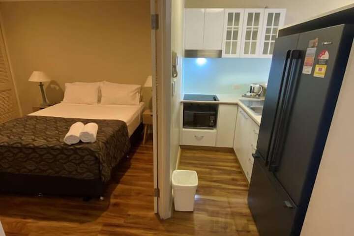 Room 18 of 53
