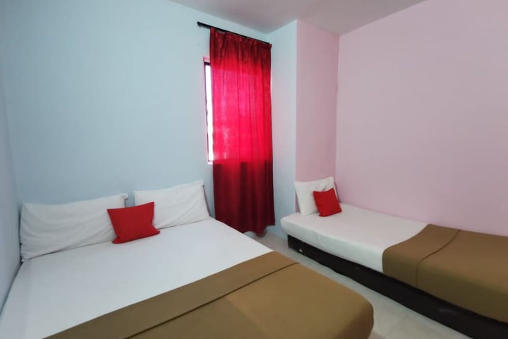Room 15 of 23