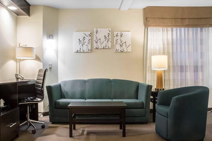 Room 16 of 20