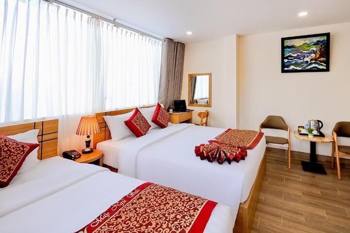 Room 14 of 36