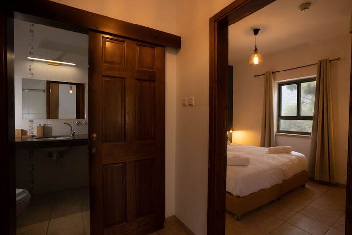 Room 3 of 30