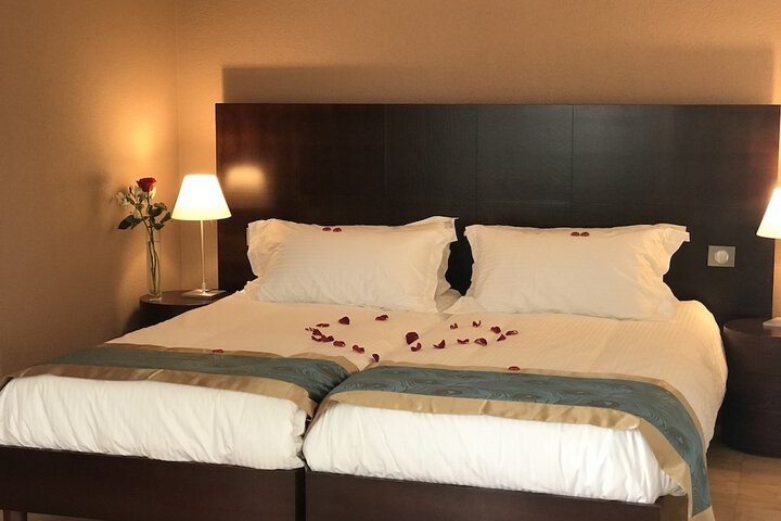 Room 12 of 51