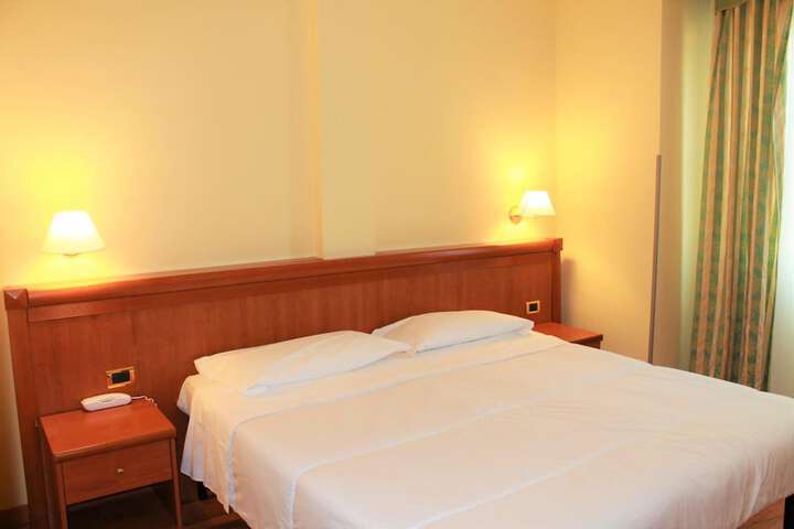 Room 18 of 45