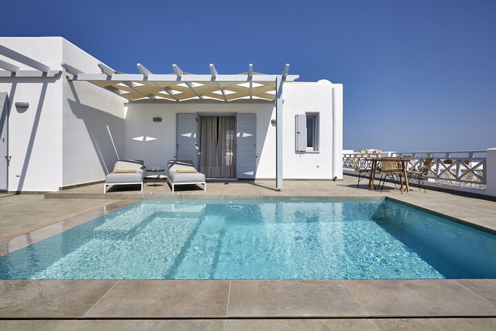 Pool 105 of 219