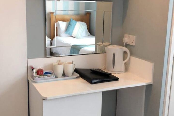 Room 115 of 160