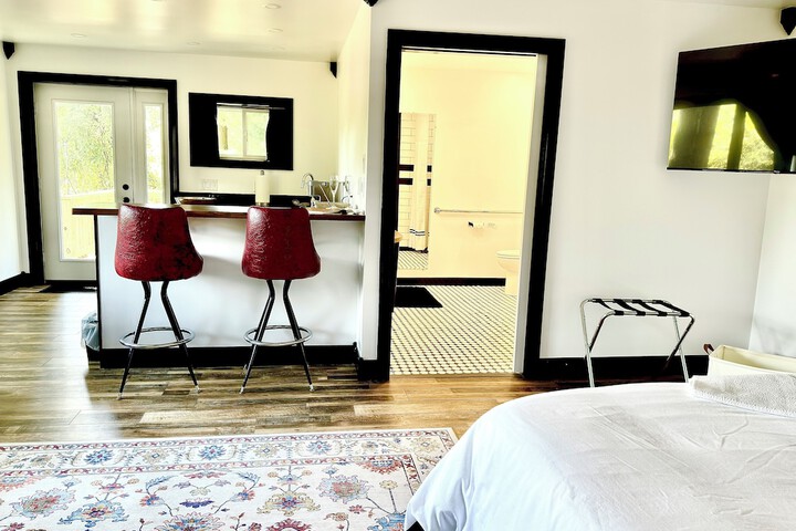 Room 7 of 35