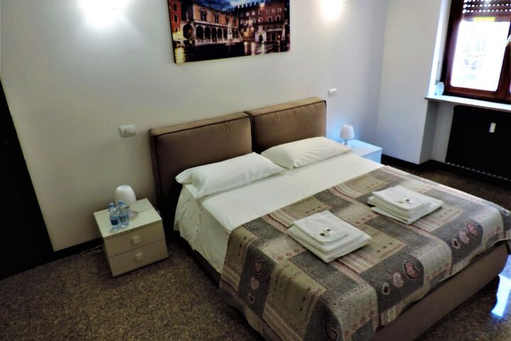 Room 3 of 26