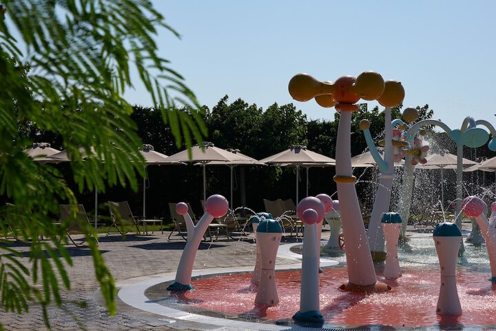 Pool 66 of 225