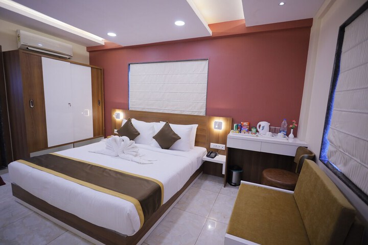 Room 18 of 34