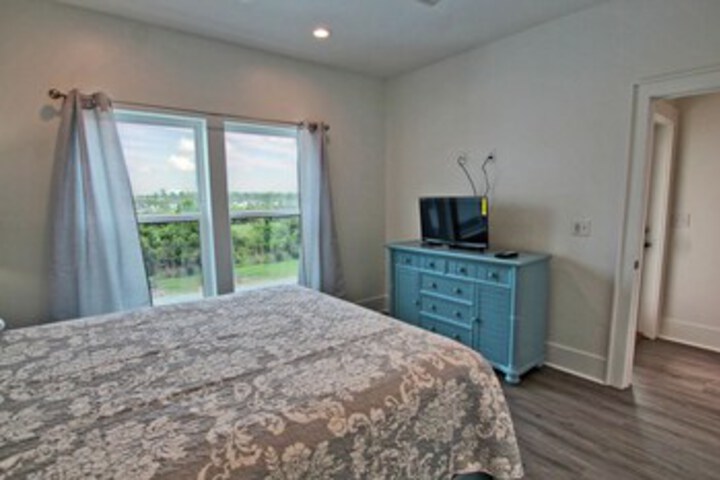 Room 44 of 48