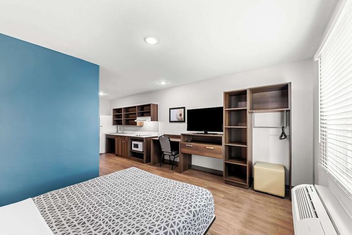 Suite Queen Bed (8 of 25)