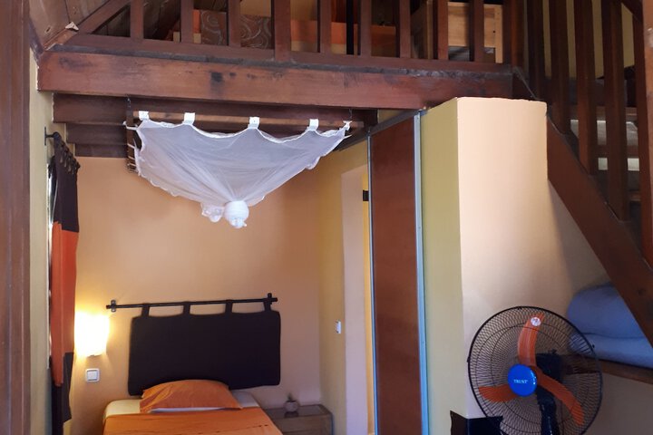 Room 6 of 47