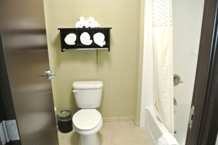 Clean Restrooms