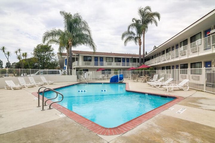 Pool 11 of 12