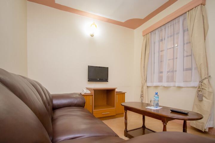 Room 35 of 68