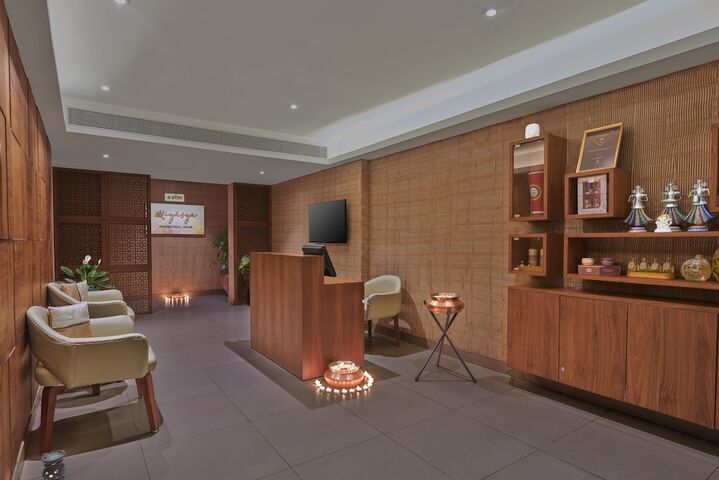 Hotel Interior 50 of 130
