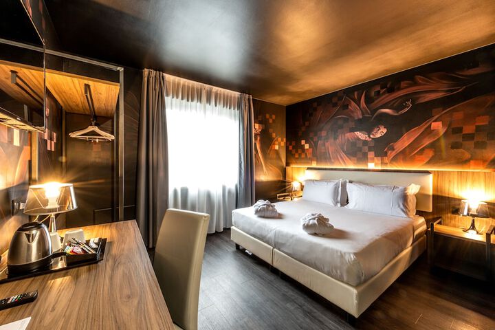 Room 8 of 58