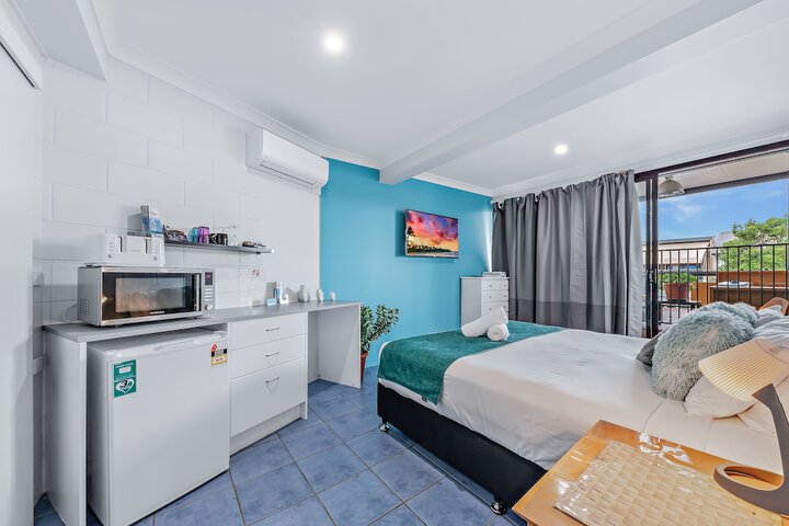 Room 3 of 34