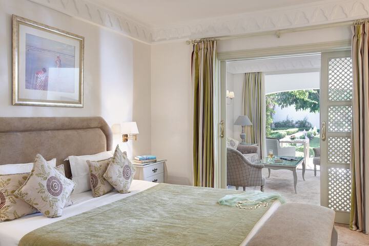Room 5 of 25