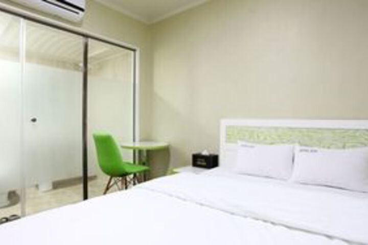 Room 15 of 44