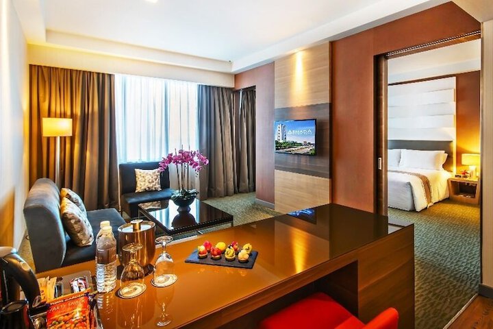 Room 21 of 61