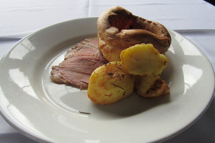 Dining 34 of 47