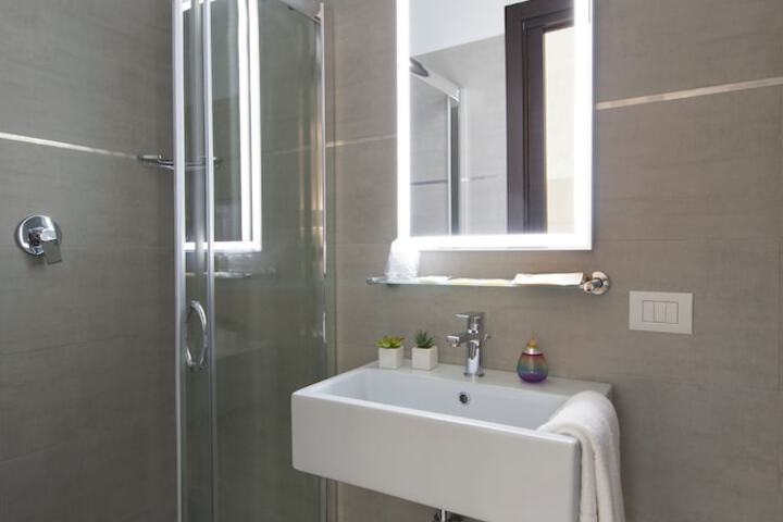 Bathroom Interior Photo