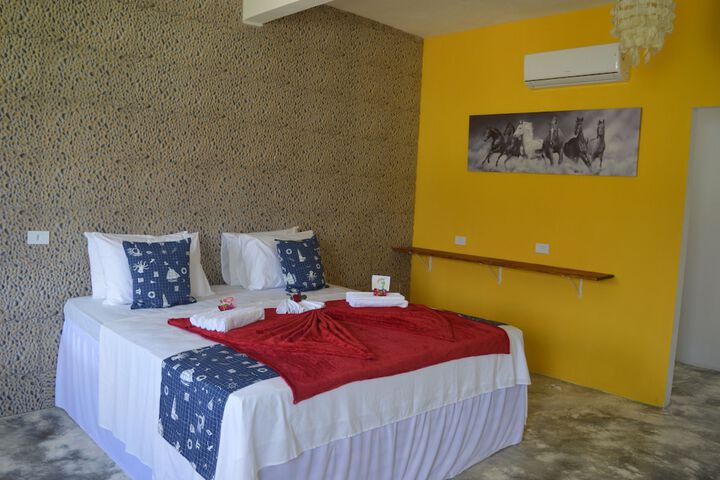 Room 4 of 52