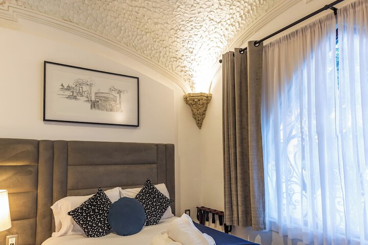 Room 155 of 329