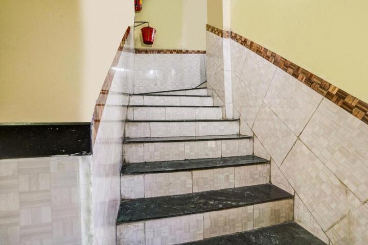 Hotel O SHRI KRISHNA LODGING & BORDING