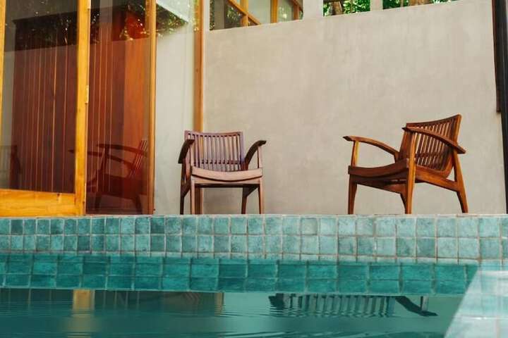 Pool 7 of 12