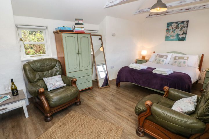 Room 17 of 20