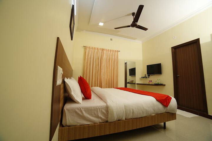 Room 14 of 27