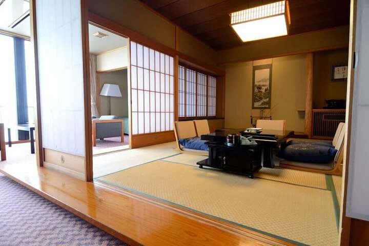 Room 23 of 124