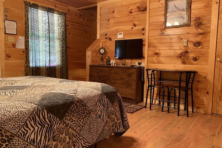 Room 25 of 261