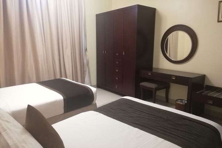 Room 33 of 61