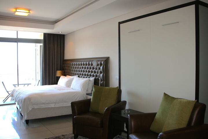 Room 96 of 132