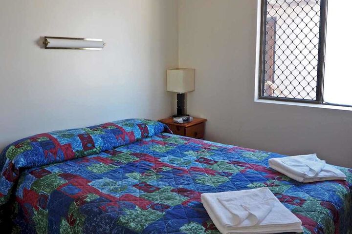 Room 38 of 106