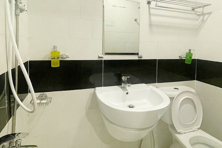 Room 17 of 23