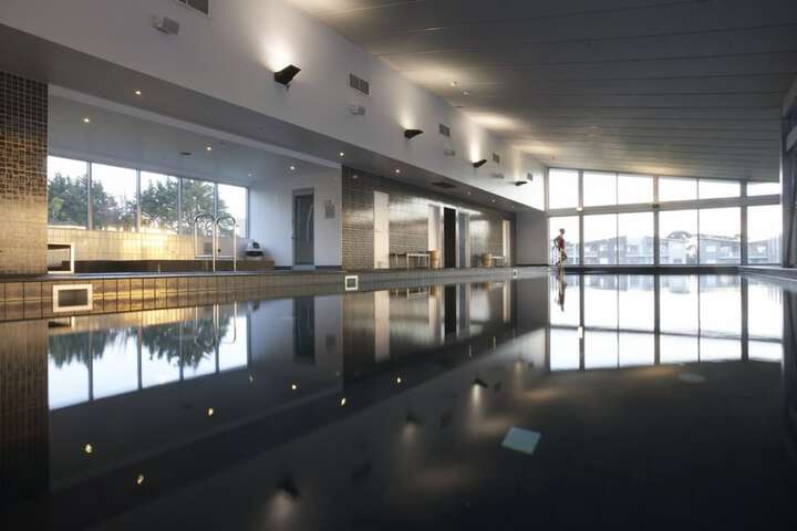 Hotel with Pool