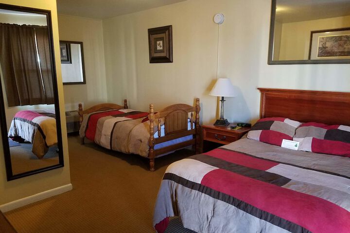 Room 7 of 10