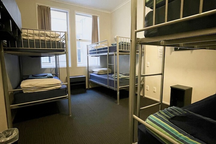 Room 21 of 57