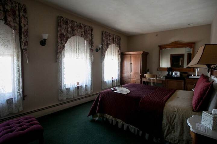 Room 8 of 29