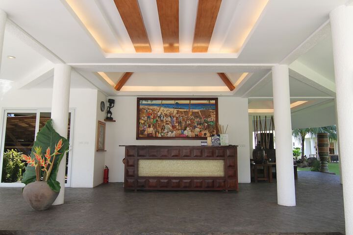 Hotel Interior 4 of 159